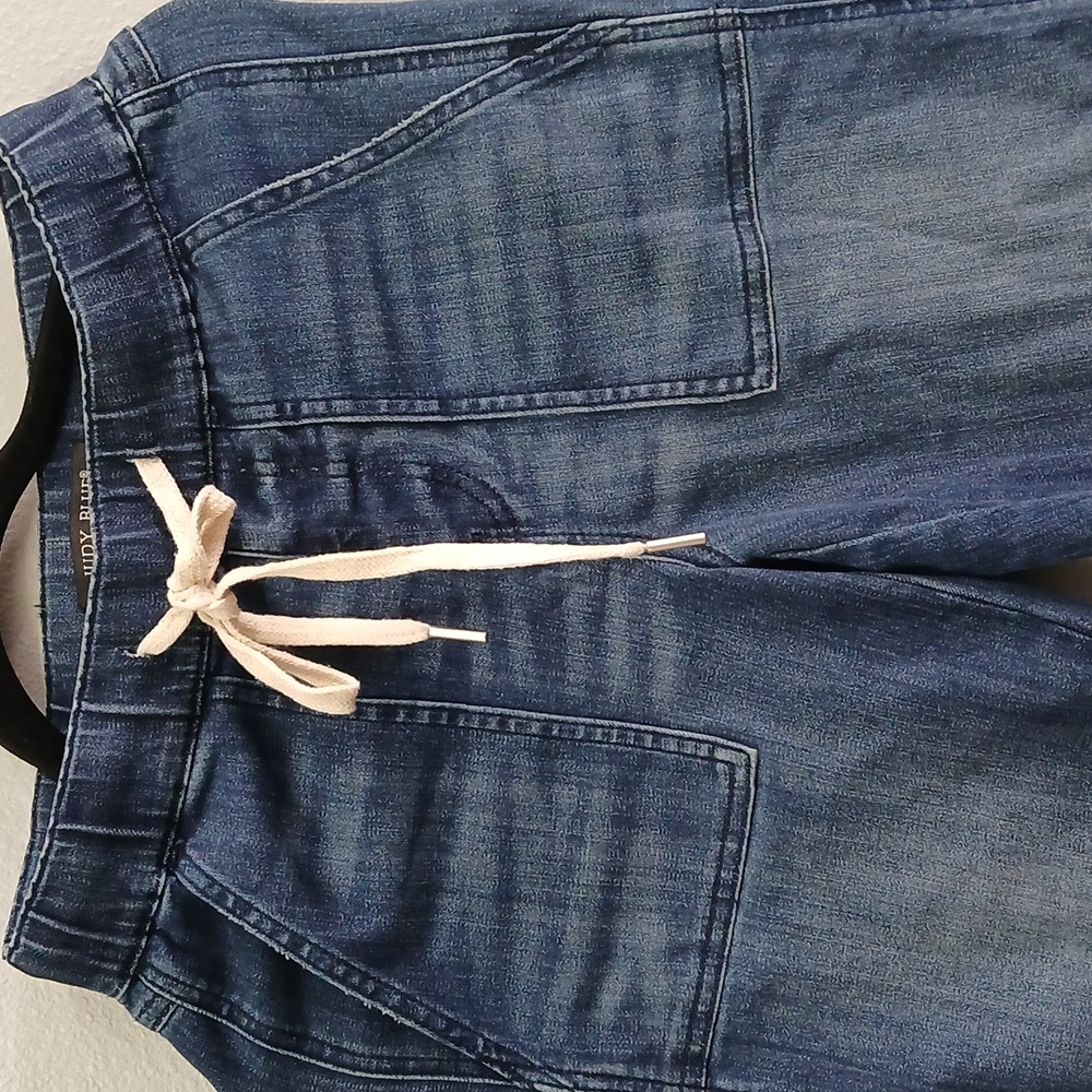 Judy Blue Denim Jogger 0/24 medium wash - Picture 3 of 8